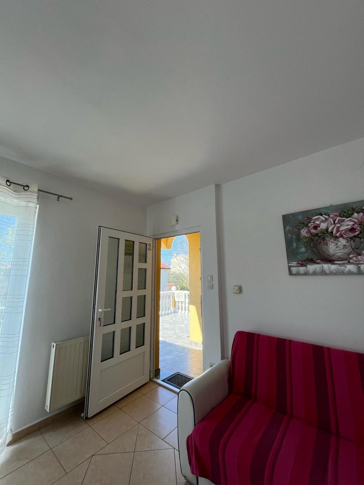 Apartments Nella Sveti Anton  Exterior photo